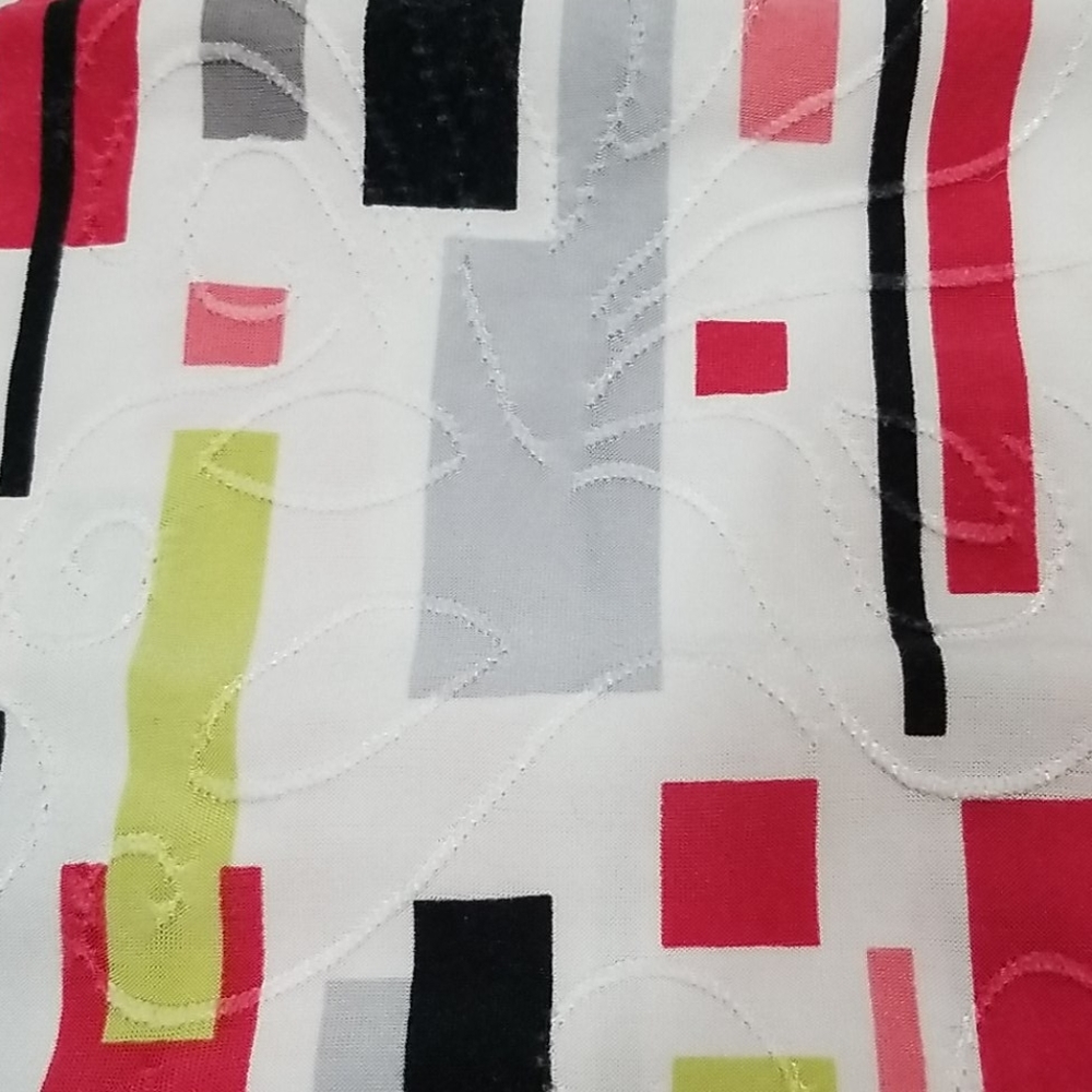 JM Collection Geometric Top - Picture 6 of 6